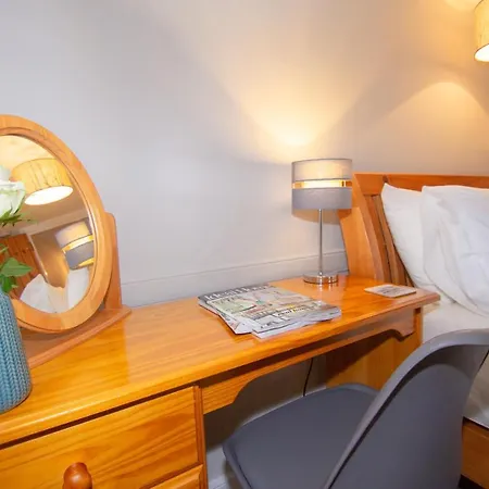 Holiday home The Laurels Nr Padstow And *